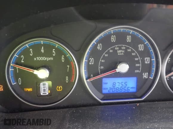 ✅ 2008 Hyundai Santa Fe SE • VIN: 5NMSH13E08H151379 • Lot: 43624134. Listed on IAAI with 208,856 mi. Free auction sales archive from the USA and detailed vehicle history report at DreamBid. Image 7.