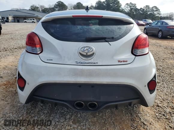 ✅ 2016 Hyundai Veloster Turbo Rally Edition • VIN: KMHTC6AEXGU299254 • Lot: 45601175. Listed on Copart with 81,096 mi. Free auction sales archive from the USA and detailed vehicle history report at DreamBid. Image 6.