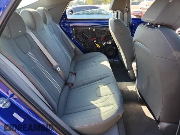 ✅ 2023 Hyundai Elantra SEL • VIN: KMHLM4AG1PU584492 • Lot: 84751315. Listed on Copart with 23,767 mi. Free auction sales archive from the USA and detailed vehicle history report at DreamBid. Image 10.