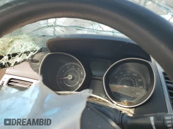 ✅ 2015 Hyundai Elantra SE • VIN: 5NPDH4AE9FH622068 • Lot: 82255405. Listed on Copart with Not provided. Free auction sales archive from the USA and detailed vehicle history report at DreamBid. Image 9.