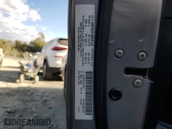 ✅ 2014 Dodge Challenger SXT • VIN: 2C3CDYAG3EH142443 • Lot: 75846514. Wystawiony na Copart z przebiegiem 94 377 mil. Bezpłatny archiwum sprzedaży aukcyjnych z USA i szczegółowy raport historii pojazdu na DreamBid. Zdjęcie 12.