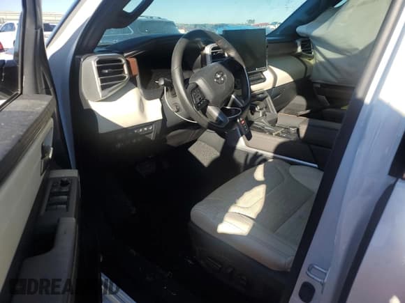 ✅ 2023 Toyota Tundra 1794 Edition • VIN: 5TFMC5DB6PX014651 • Лот: 80339014. Опубликован ранее на Copart с пробегом Не указан. Бесплатный доступ к архиву аукционных продаж из США и подробный отчёт об истории автомобиля на DreamBid. Изображение 8.