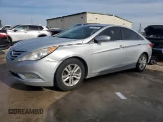 ✅ 2013 Hyundai Sonata GLS • VIN: 5NPEB4AC2DH613682 • Lot: 61269244. Listed on Copart with 222,349 mi. Free auction sales archive from the USA and detailed vehicle history report at DreamBid. Image 1.