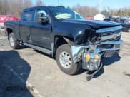✅ 2015 Chevrolet Silverado 2500HD LT • VIN: 1GC1KVEG9FF608249 • Lot: 41764810. Wystawiony na IAAI z przebiegiem 102 047 mil. Bezpłatny archiwum sprzedaży aukcyjnych z USA i szczegółowy raport historii pojazdu na DreamBid. Zdjęcie 1.