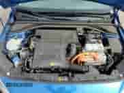 ✅ 2018 Hyundai Ioniq Blue • VIN: KMHC65LC6JU097757 • Лот: 82177064. Размещён на Copart с пробегом 140 361 миль миль. Получите бесплатный доступ к архиву аукционных продаж из США и посмотрите подробный отчёт об истории автомобиля на DreamBid. Изображение 13.