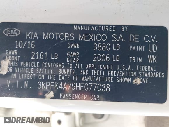 ✅ 2017 Kia Forte LX • VIN: 3KPFK4A79HE077038 • Lot: 43132045. Wystawiony na IAAI z przebiegiem 141 338 mil. Bezpłatny archiwum sprzedaży aukcyjnych z USA i szczegółowy raport historii pojazdu na DreamBid. Zdjęcie 9.