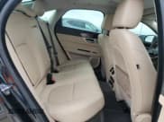 ✅ 2017 Jaguar XF 35t Prestige • VIN: SAJBE4BV6HCY30939 • Лот: 86361114. Опубликован ранее на Copart с пробегом 61 814 миль. Бесплатный доступ к архиву аукционных продаж из США и подробный отчёт об истории автомобиля на DreamBid. Изображение 10.