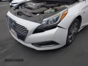 ✅ 2016 Hyundai Sonata • VIN: KMHE14L20GA036908 • Лот: 42185047. Опубликован ранее на IAAI с пробегом Не указан. Бесплатный доступ к архиву аукционных продаж из США и подробный отчёт об истории автомобиля на DreamBid. Изображение 17.