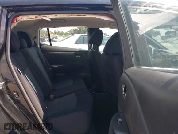 ✅ 2023 Nissan LEAF S • VIN: 1N4AZ1BV1PC557622 • Lot: 42995720. Listed on IAAI with 27,174 mi. Free auction sales archive from the USA and detailed vehicle history report at DreamBid. Image 8.