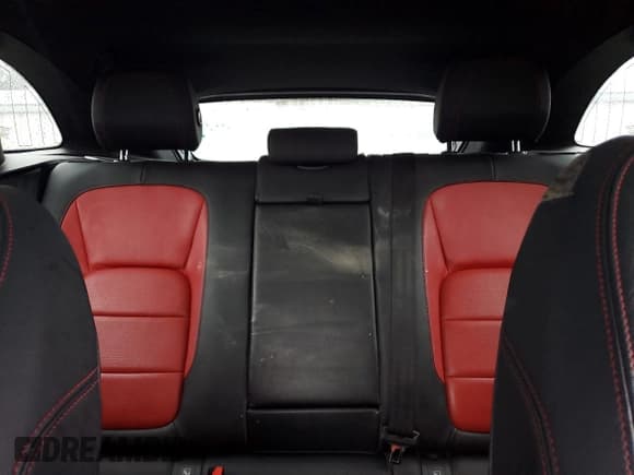 ✅ 2018 Jaguar F-Pace 30t R-Sport • VIN: SADCL2GXXJA285583 • Lot: 42255625. Listed on Copart with 121,786 mi. Free auction sales archive from the USA and detailed vehicle history report at DreamBid. Image 10.