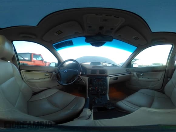 ✅ 2005 Volvo S80 • VIN: YV1TS911651393968 • Лот: 42640515. Опубликован ранее на Copart с пробегом 49 276 миль. Бесплатный доступ к архиву аукционных продаж из США и подробный отчёт об истории автомобиля на DreamBid. Изображение 14.