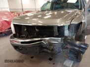 ✅ 2008 Chevrolet Silverado 2500HD 1LT • VIN: 1GCHK29698E176379 • Lot: 41808600. Wystawiony na IAAI z przebiegiem 182 610 mil. Bezpłatny archiwum sprzedaży aukcyjnych z USA i szczegółowy raport historii pojazdu na DreamBid. Zdjęcie 18.