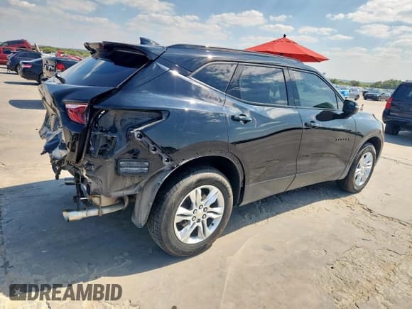 ✅ 2022 Chevrolet Blazer LT • VIN: 3GNKBCR45NS156004 • Lot: 81885995. Wystawiony na Copart z przebiegiem 57 720 mil. Bezpłatny archiwum sprzedaży aukcyjnych z USA i szczegółowy raport historii pojazdu na DreamBid. Zdjęcie 3.