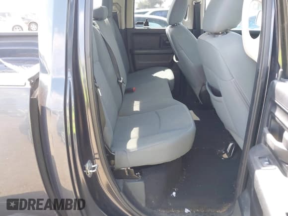 ✅ 2013 Ram 1500 Express • VIN: 1C6RR6FT5DS588271 • Lot: 41993625. Listed on IAAI with 221,673 mi. Free auction sales archive from the USA and detailed vehicle history report at DreamBid. Image 8.