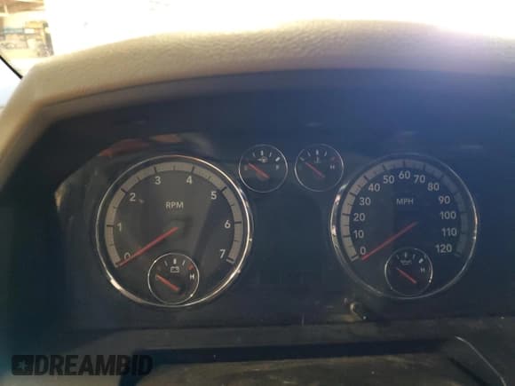 ✅ 2010 Dodge 1500 SLT • VIN: 1D7RV1CT5AS154106 • Lot: 49603705. Wystawiony na Copart z przebiegiem Nie podano. Bezpłatny archiwum sprzedaży aukcyjnych z USA i szczegółowy raport historii pojazdu na DreamBid. Zdjęcie 9.