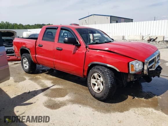 2006 Dodge Dakota SLT z VIN 1D7HW48N16S508604, wystawiony jako Copart lot #62118764 z przebiegiem 255 596 mil mil oraz Nie do naprawy • Non repairable. Historia ofert i sprzedaży dostępna na DreamBid. Obrazek 4.