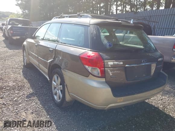 ✅ 2008 Subaru Outback i • VIN: 4S4BP61C787308636 • Lot: 43130256. Listed on IAAI with 156,944 mi. Free auction sales archive from the USA and detailed vehicle history report at DreamBid. Image 3.
