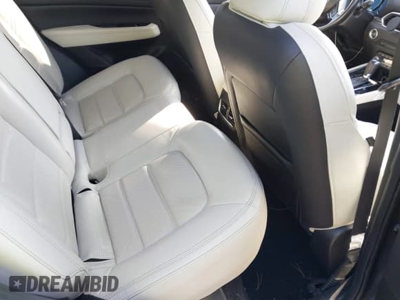 ✅ 2022 Mazda CX-5 S Premium Plus • VIN: JM3KFBEM5N1530097 • Lot: 42953757. Listed on IAAI with Not provided. Free auction sales archive from the USA and detailed vehicle history report at DreamBid. Image 8.