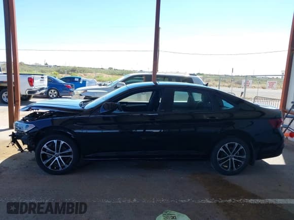 ✅ 2023 Volkswagen Jetta Sport • VIN: 3VWBM7BU4PM014297 • Lot: 43251386. Listed on IAAI with 66,899 mi. Free auction sales archive from the USA and detailed vehicle history report at DreamBid. Image 14.