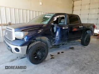 ✅ 2011 Toyota Tundra • VIN: 5TFEY5F10BX110990 • Lot: 64140475. Wystawiony na Copart z przebiegiem 212 310 mil. Bezpłatny archiwum sprzedaży aukcyjnych z USA i szczegółowy raport historii pojazdu na DreamBid. Zdjęcie 1.