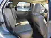 2006 Mercury Mariner Luxury с VIN 4M2CU56176KJ09951, выставлен на аукционе Copart как лот 42716485 с пробегом 144 615 миль миль и Списание • Salvage title. История ставок и продаж доступна на DreamBid. Изображение 11.