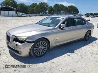 ✅ 2010 BMW 7 Series 750Li • VIN: WBAKB8C58ACY62873 • Lot: 64665405. Wystawiony na Copart z przebiegiem 121 851 mil. Bezpłatny archiwum sprzedaży aukcyjnych z USA i szczegółowy raport historii pojazdu na DreamBid. Zdjęcie 1.