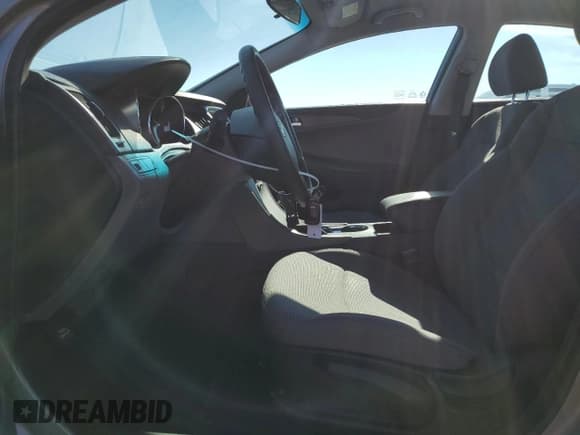 ✅ 2011 Hyundai Sonata GLS • VIN: 5NPEB4AC7BH025628 • Lot: 66530694. Wystawiony na Copart z przebiegiem 65 174 mil. Bezpłatny archiwum sprzedaży aukcyjnych z USA i szczegółowy raport historii pojazdu na DreamBid. Zdjęcie 7.