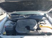 ✅ 2014 Dodge Challenger SXT • VIN: 2C3CDYAG8EH256258 • Lot: 40918933. Wystawiony na IAAI z przebiegiem 125 326 mil. Bezpłatny archiwum sprzedaży aukcyjnych z USA i szczegółowy raport historii pojazdu na DreamBid. Zdjęcie 10.