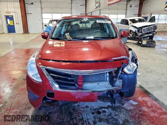 ✅ 2016 Nissan Versa SV • VIN: 3N1CN7AP7GL840182 • Lot: 94574055. Wystawiony na Copart z przebiegiem 132 206 mil. Bezpłatny archiwum sprzedaży aukcyjnych z USA i szczegółowy raport historii pojazdu na DreamBid. Zdjęcie 5.