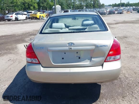 ✅ 2003 Hyundai Elantra GLS • VIN: KMHDN45D63U663572 • Lot: 42464303. Wystawiony na IAAI z przebiegiem 126 747 mil. Bezpłatny archiwum sprzedaży aukcyjnych z USA i szczegółowy raport historii pojazdu na DreamBid. Zdjęcie 16.