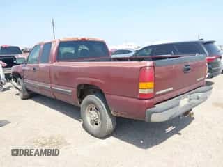 2000 Chevrolet Silverado 2500 LS z VIN 1GCGC29U0YE292335, wystawiony jako IAAI lot #41952831 z przebiegiem 276 544 mil mil oraz . Historia ofert i sprzedaży dostępna na DreamBid. Obrazek 3.