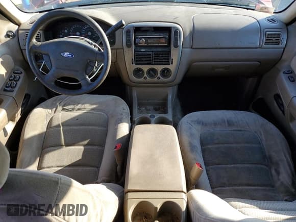 ✅ 2005 Ford Explorer XLT • VIN: 1FMZU63E75UB90381 • Лот: 81428615. Опубликован ранее на Copart с пробегом 276 967 миль. Бесплатный доступ к архиву аукционных продаж из США и подробный отчёт об истории автомобиля на DreamBid. Изображение 8.