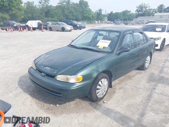 ✅ 2002 Chevrolet Prizm • VIN: 1Y1SK52812Z412988 • Lot: 42824862. Listed on IAAI with 180,581 mi. Free auction sales archive from the USA and detailed vehicle history report at DreamBid. Image 2.