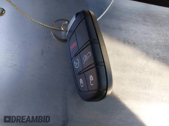 ✅ 2019 Jeep Grand Cherokee Altitude • VIN: 1C4RJFAG6KC786424 • Lot: 43420353. Wystawiony na IAAI z przebiegiem 76 367 mil. Bezpłatny archiwum sprzedaży aukcyjnych z USA i szczegółowy raport historii pojazdu na DreamBid. Zdjęcie 11.