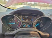 ✅ 2017 Ford Escape Titanium • VIN: 1FMCU0J90HUC35559 • Лот: 93352335. Опубликован ранее на Copart с пробегом 146 556 миль. Бесплатный доступ к архиву аукционных продаж из США и подробный отчёт об истории автомобиля на DreamBid. Изображение 9.