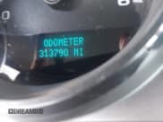 ✅ 2007 Chevrolet Silverado 1500 1LT • VIN: 2GCEC13J371676450 • Lot: 43393972. Wystawiony na IAAI z przebiegiem 313 790 mil. Bezpłatny archiwum sprzedaży aukcyjnych z USA i szczegółowy raport historii pojazdu na DreamBid. Zdjęcie 15.