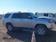 ✅ 2022 Toyota 4Runner SR5 • VIN: JTEEU5JR7N5258509 • Lot: 43451409. Listed on IAAI with 93,381 mi. Free auction sales archive from the USA and detailed vehicle history report at DreamBid. Image 13.