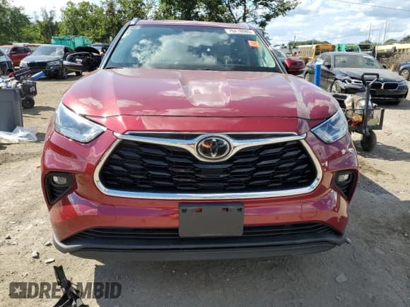 ✅ 2021 Toyota Highlander Limited • VIN: 5TDDZRBH2MS529158 • Lot: 70418985. Wystawiony na Copart z przebiegiem 70 706 mil. Bezpłatny archiwum sprzedaży aukcyjnych z USA i szczegółowy raport historii pojazdu na DreamBid. Zdjęcie 5.