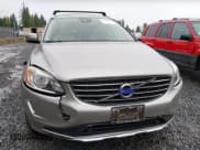 ✅ 2015 Volvo XC60 T6 • VIN: YV4902RB7F2616912 • Lot: 43530613. Wystawiony na IAAI z przebiegiem 68 360 mil. Bezpłatny archiwum sprzedaży aukcyjnych z USA i szczegółowy raport historii pojazdu na DreamBid. Zdjęcie 6.