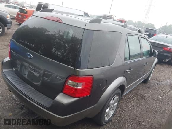 ✅ 2005 Ford Freestyle SEL • VIN: 1FMZK05145GA49196 • Лот: 42885486. Опубликован ранее на IAAI с пробегом 158 375 миль. Бесплатный доступ к архиву аукционных продаж из США и подробный отчёт об истории автомобиля на DreamBid. Изображение 4.