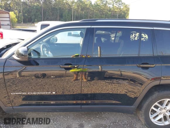 ✅ 2023 Jeep Grand Cherokee Laredo • VIN: 1C4RJJAG3P8856832 • Lot: 43250627. Listed on IAAI with 26,006 mi. Free auction sales archive from the USA and detailed vehicle history report at DreamBid. Image 14.