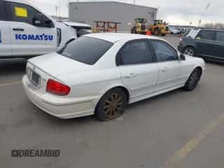 2003 Hyundai Sonata GLS с VIN KMHWF35H93A889013, выставлен на аукционе IAAI как лот 41751356 с пробегом 213 896 миль миль и . История ставок и продаж доступна на DreamBid. Изображение 4.