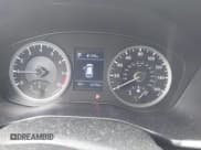 ✅ 2020 Hyundai Santa Fe SE • VIN: 5NMS23AD1LH245707 • Lot: 43624091. Wystawiony na IAAI z przebiegiem 35 722 mil. Bezpłatny archiwum sprzedaży aukcyjnych z USA i szczegółowy raport historii pojazdu na DreamBid. Zdjęcie 7.