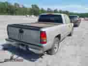 2007 GMC Sierra 1500 SLE1 with VIN 1GTEC19V77Z190323, listed as a IAAI auction lot 42326657 with 195,979 mi miles and . Bid and sale history available at DreamBid. Image 4.