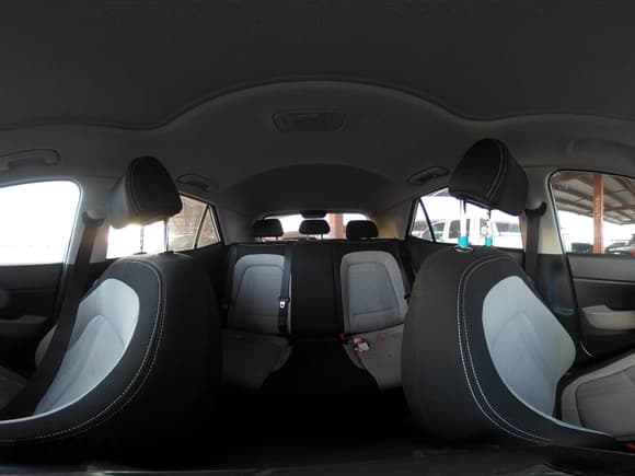 ✅ 2023 Hyundai Venue SEL • VIN: KMHRC8A38PU215372 • Lot: 41515500. Listed on IAAI with 65,685 mi. Free auction sales archive from the USA and detailed vehicle history report at DreamBid. Image 18.