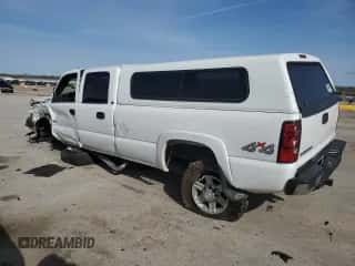 2006 Chevrolet Silverado 3500 SRW Wrk Trk z VIN 1GCHK33D06F214876, wystawiony jako Copart lot #50766335 z przebiegiem 189 282 mil mil oraz Szkoda całkowita • Salvage title. Historia ofert i sprzedaży dostępna na DreamBid. Obrazek 2.