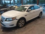 ✅ 2010 Ford Taurus SEL • VIN: 1FAHP2EW0AG141107 • Lot: 43588252. Wystawiony na IAAI z przebiegiem 162 730 mil. Bezpłatny archiwum sprzedaży aukcyjnych z USA i szczegółowy raport historii pojazdu na DreamBid. Zdjęcie 2.