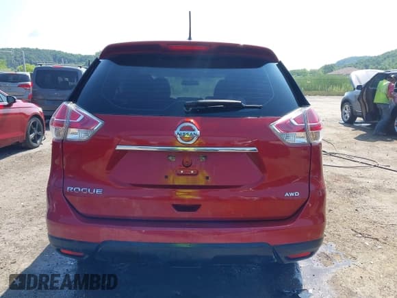 ✅ 2016 Nissan Rogue SV • VIN: 5N1AT2MV9GC822118 • Lot: 42642147. Listed on IAAI with 159,580 mi. Free auction sales archive from the USA and detailed vehicle history report at DreamBid. Image 17.