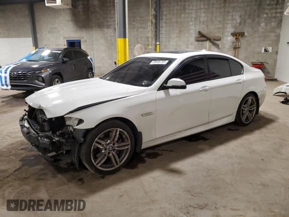 ✅ 2014 BMW 5 Series 535i xDrive • VIN: WBA5B3C50ED292786 • Lot: 89696785. Listed on Copart with 129,020 mi. Free auction sales archive from the USA and detailed vehicle history report at DreamBid. Image 1.