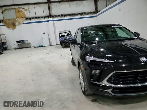 ✅ 2024 Buick Encore GX Preferred • VIN: KL4AMCSL3RB123868 • Lot: 90076035. Listed on Copart with 7,600 mi. Free auction sales archive from the USA and detailed vehicle history report at DreamBid. Image 14.